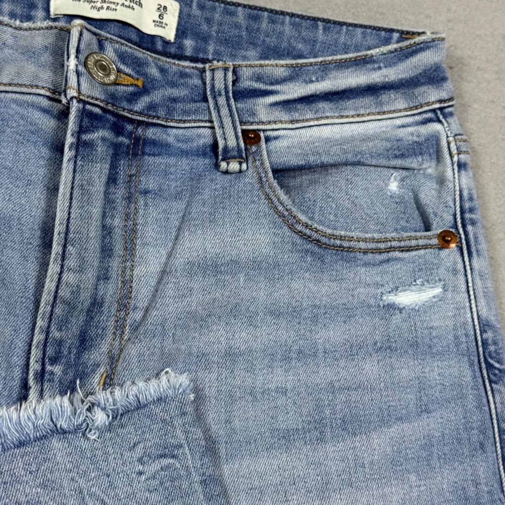 Abercrombie & Fitch High Rise Super Skinny Ankle Jeans LightWash Distressed 28/6